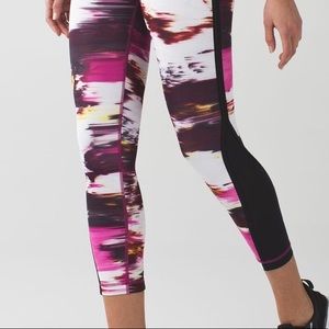 Lululemon Pace Tight 
 Wind Berry Rumble